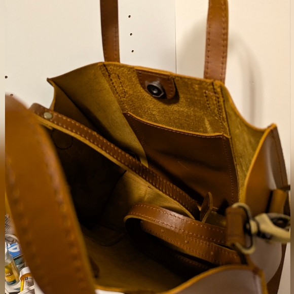 NWT Portland Leather Goods Lola Crossbody Tote - Honey - Picture 2 of 8
